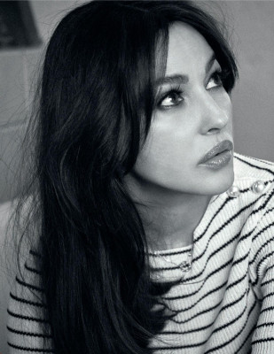 Monica Bellucci – ELLE Magazine Italia April 2019 Issue