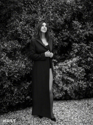 Monica Bellucci – Esquire China December 2023