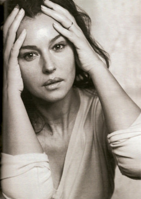 photo 6 in Bellucci gallery [id150705] 2009-04-20 00:00:00