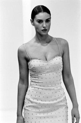Monica Bellucci for Dolce & Gabbana Spring 1995 Ready To Wear Collection Runway 