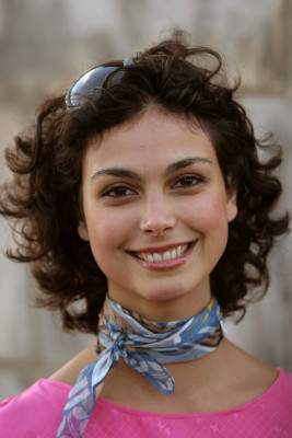 photo 19 in Morena Baccarin gallery [id319115] 2010-11-29 00:00:00
