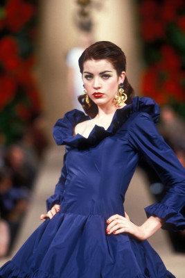 Myka Dunkle for Yves Saint Laurent Paris couture spring 1998