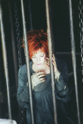 photo 27 in Mylene Farmer gallery [id69413] -0001-11-30 00:00:00