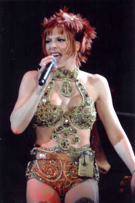 photo 27 in Mylene Farmer gallery [id755033] 2014-08-20 00:00:00