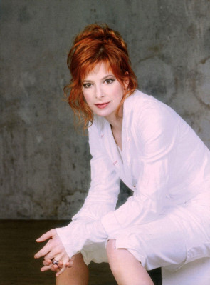 photo 17 in Mylene Farmer gallery [id81256] -0001-11-30 00:00:00