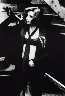 photo 18 in Mylene Farmer gallery [id14802] -0001-11-30 00:00:00