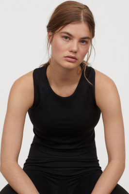 MYRTHE BOLT for H&amp;M, December 2019