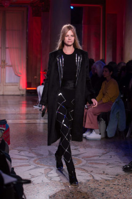Nadine Leopold – Genny Show Runway 2018 in Milan