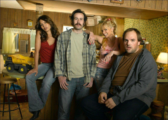 Nadine Velazquez - &#039;My Name Is Earl&#039; (2005-2006) Season 1 Promoshoot