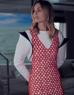 Nadja Bender – ELLE Italy 07/20/2019