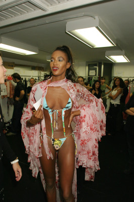 photo 20 in Naomi Campbell gallery [id721768] 2014-04-21 00:00:00