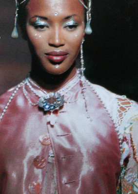 photo 18 in Naomi Campbell gallery [id868456] 2016-02-17 00:00:00