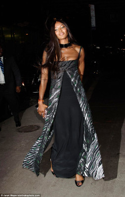 photo 29 in Naomi Campbell gallery [id1287395] 2021-01-18 00:00:00