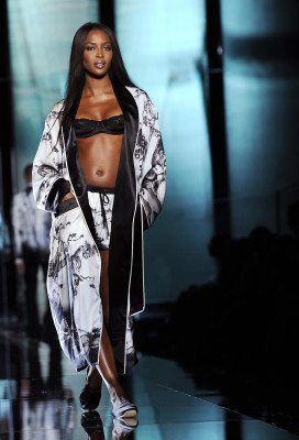 photo 8 in Naomi Campbell gallery [id708223] 2014-03-10 00:00:00