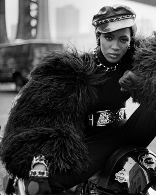 Naomi Campbell - Photoshoot 1991