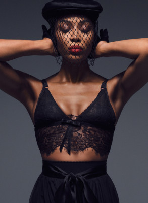 Naomi Campbel - &quot;V MAGAZINE&quot;- COUTURE EDITION of V151 / Winter 2024