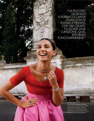 NAOMI SCOTT in Elle Magazine, Italy March 2020