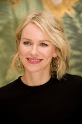 Naomi Watts – “The Glass Castle” Press Conference Portraits in NY