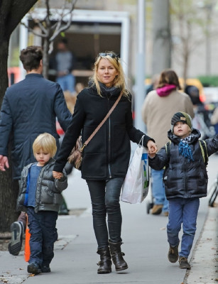 photo 16 in Naomi Watts gallery [id590501] 2012-12-12 00:00:00