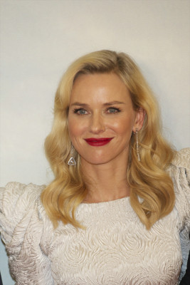 photo 16 in Naomi Watts gallery [id570281] 2012-10-14 00:00:00