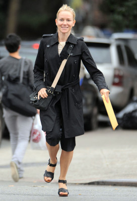 Naomi Watts pic #425330