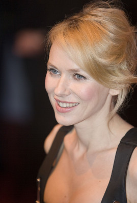 Naomi Watts pic #397647