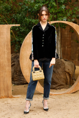 Natalia Dyer and Charlie Heaton – Christian Dior Fashion Show in Paris 09/24/201