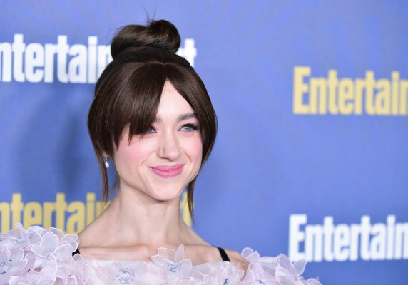 Natalia Dyer – EW Pre-SAG Celebration in LA 01/18/2020