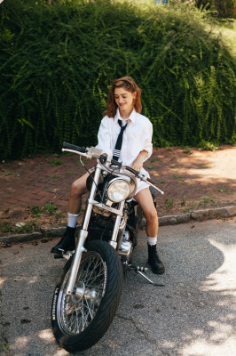 Natalia Dyer for WWD + InStyle // July 2020