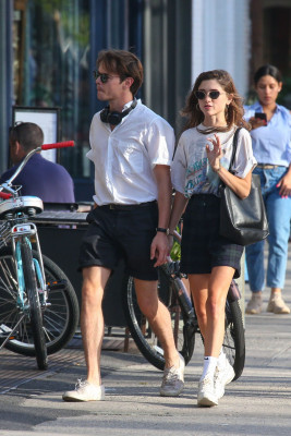 Natalia Dyer – Out in NYC 08/21/2019