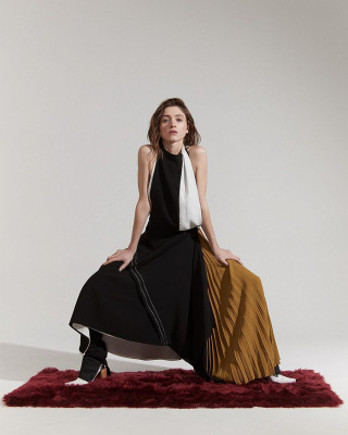 Natalia Dyer – The Last Magazine (2019)