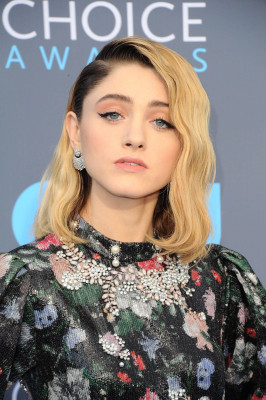Natalia Dyer – 2018 Critics’ Choice Awards