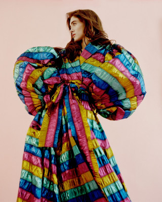 Natalia Dyer for WWD + InStyle // July 2020