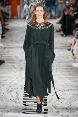 Stella McCartney Fall Winter 2019 Fashion Show in Paris