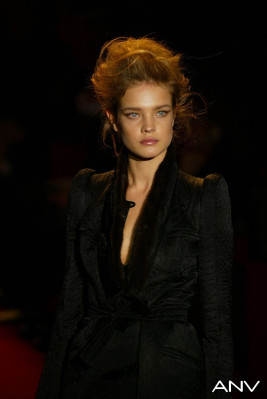 photo 4 in Natalia Vodianova gallery [id156505] 2009-05-08 00:00:00