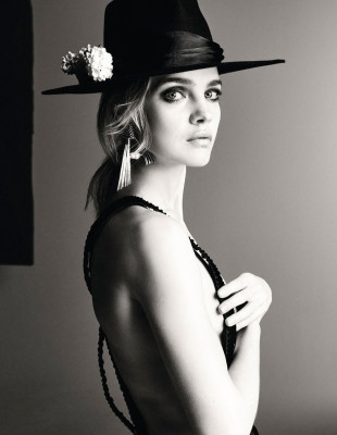 Natalia Vodianova - Vogue Poland