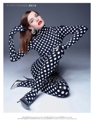 NATALIA VODIANOVA in Vogue Magazine, China September 2019