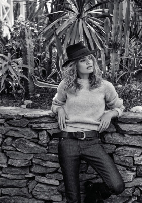 Natalia Vodianova - Vogue Russia September 2017