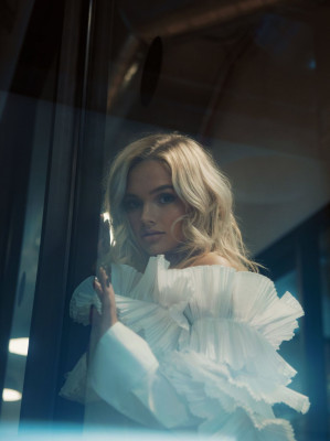 Natalie Alyn Lind – Grumpy Magazine, Fall 2018 Photos