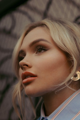 Natalie Alyn Lind – Grumpy Magazine, Fall 2018 Photos