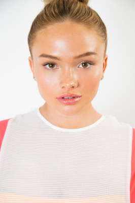 NATALIE ALYN LIND for populartv.com, October 2018