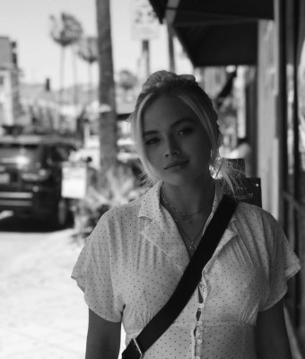 Natalie Alyn Lind – Social Media