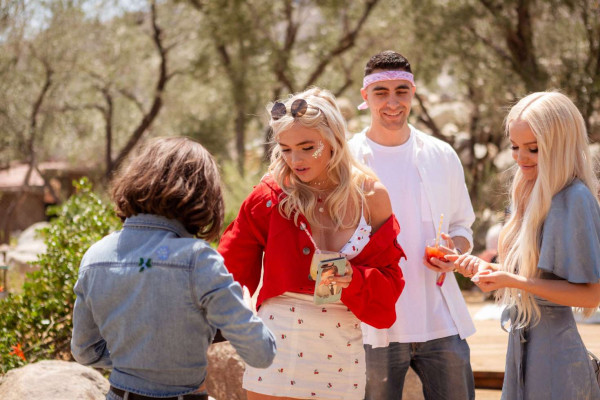 Natalie Alyn Lind – Festival Kick-Off Brunch at Coachella 2018