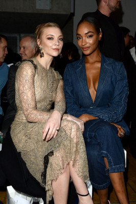 Natalie Dormer – Fashion Fuelled by 5G at London Fashion Week