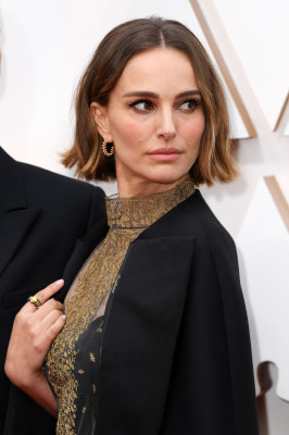 Natalie Portman - 92nd Annual Academy Awards (Arrival) / 09.02.2020