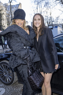 Natalie Portman Christian Dior Haute Couture SS 2024 show at Paris 01/22/24