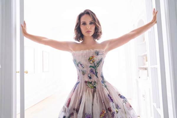 Natalie Portman by Will Davidson for Dior Beauty (2021)