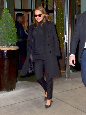 Natalie Portman – Arriving at “The Tonight Show” in NYC
