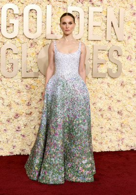 Natalie Portman – Golden Globe Awards 2024