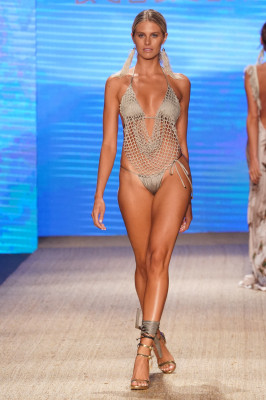 photo 18 in Natalie Roser gallery [id1196747] 2019-07-15 00:00:00